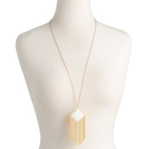 NWT Kendra Scott Kingston  Pendant Mother Of Pearl Fringe Necklace  Adjustable